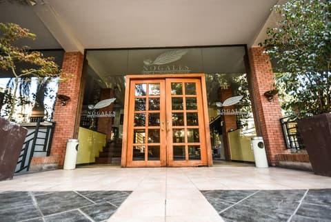 Tempo Nogales, Exterior