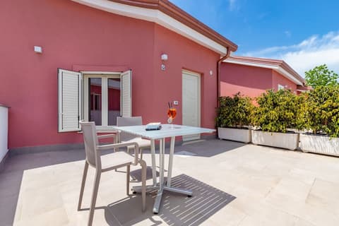 Dipladenia Garden Country House