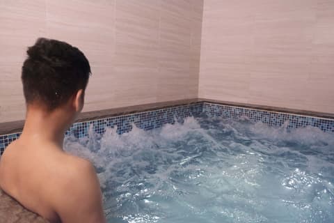 Crowne Plaza Vinh Yen City Centre by IHG, Pool