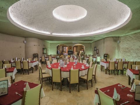 Kalsedon Cave Suites, Restaurant