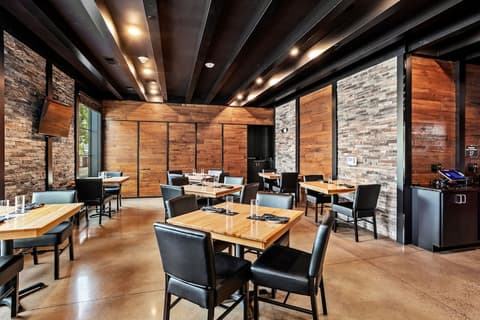 Cobblestone Hotel & Suites - De Pere/Green Bay, Restaurant