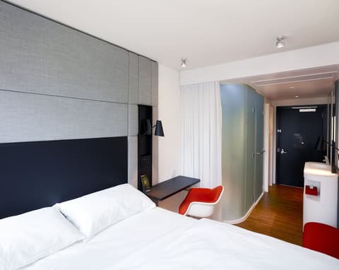 citizenM London Victoria Station