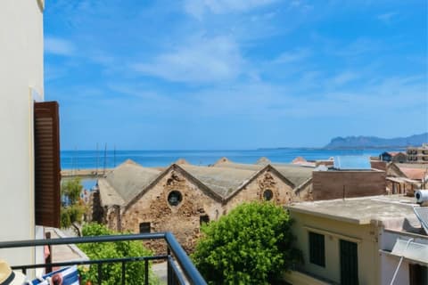 Diamond Suites