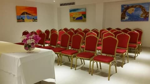 Corfu Hotel, Meeting facility