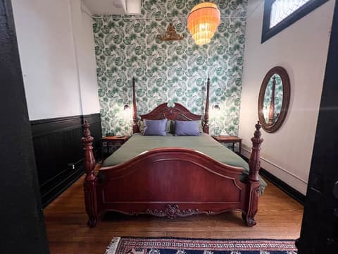 The Oliver Inn | Duluth Hotel Near Canal Park, Room