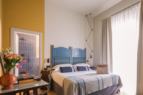 Hotel Priori Secret Garden