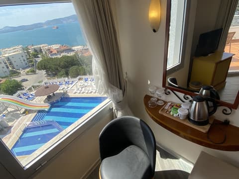 Roseira Beach Resort