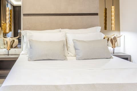 Evitel Luxury Living