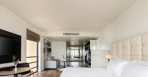 Hotel Soleil Ha Long, Trademark Collection by Wyndham