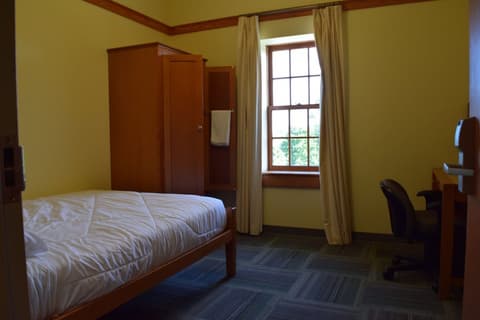 Acadia University, Room