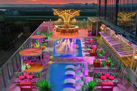 AC Hotel Downtown Los Angeles, a Marriott Hotel