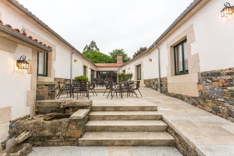 Casa da Ponte de Penas