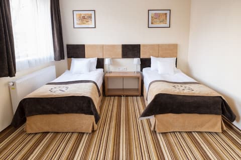 Boutique Hotel's Kwiska / Legnicka