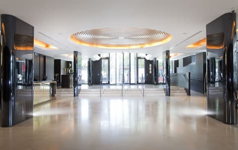Dorsett Shepherds Bush, Lobby