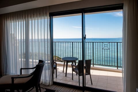 Hotel Monterey Okinawa Spa & Resort, Room