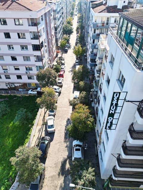 Üstün Otel Alsancak