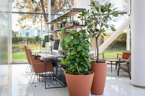 Meliá Lisboa Aeroporto, Reception