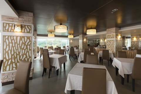 Chanalai Hillside Resort, Karon Beach