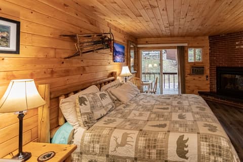 Nicky's Resort, Room