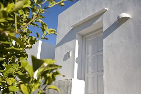 Smaragdi Hotel