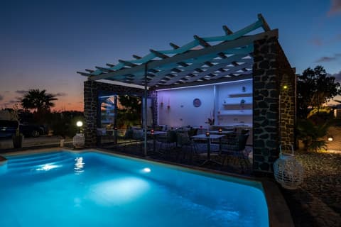 Villa Anemomilos, Living area