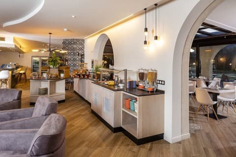 Le Château de Taulane, Restaurant