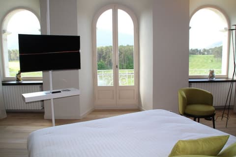 Le Château de Taulane, Room