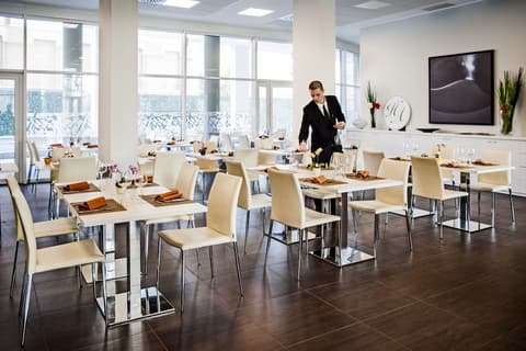 Hotel Degli Arcimboldi, Restaurant