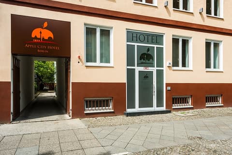 Apple City Hotel