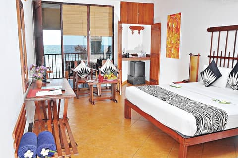 The Long Beach Resort