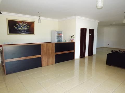 Hotel Três Bandeiras, Reception