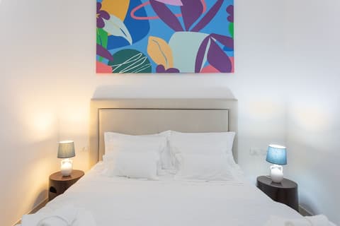 19 Summer Suites