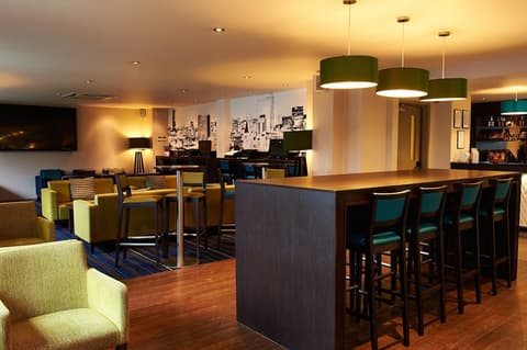 Holiday Inn Express Manchester Airport by IHG, Property amenity