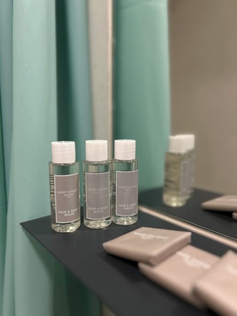 Figaro Suites, Bathroom