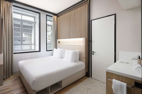 Motto By Hilton Rotterdam Blaak, Room