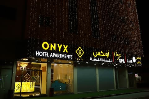 ONYX HOTEL APARTMENTS, Front of property
