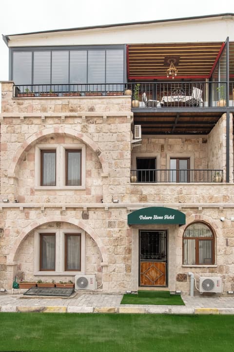 Volare Stone Hotel, Exterior