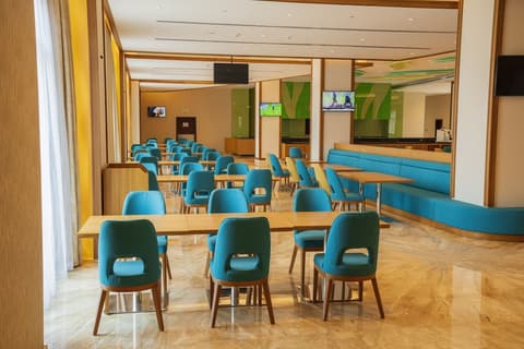 Tulip Inn Majan Hotel & Suites Salalah, Dining