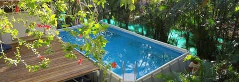 Burnt Toast Surf Camp - Hostel