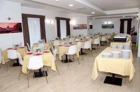 HOTEL NOVA DOMUS AURELIA, Restaurant