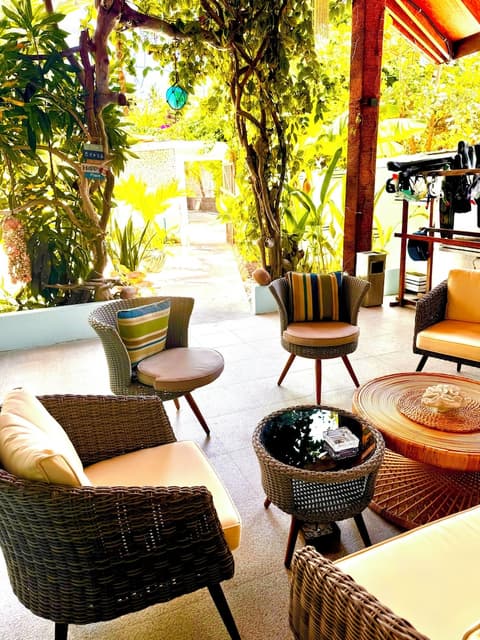 Sands Grand Hotel, Reception