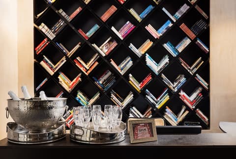 BROWN BRUT, A MEMBER OF BROWN HOTELS, 