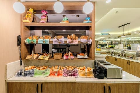 Hamitbey Hotel, Restaurant