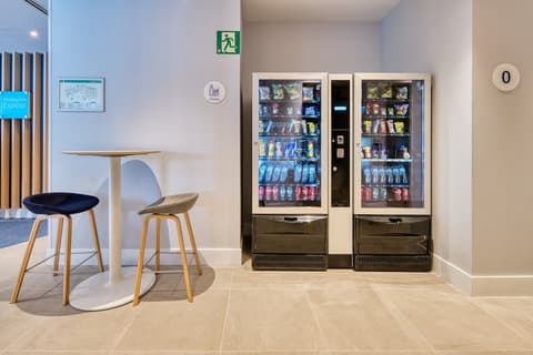Holiday Inn Express Madrid Airport by IHG, Property amenity