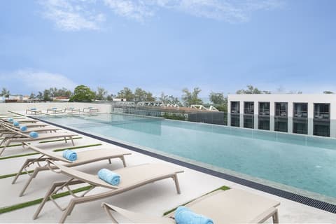 JonoX Phuket Karon Hotel
