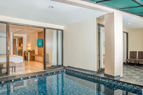 Cross Vibe Paasha Atelier Bali Kuta