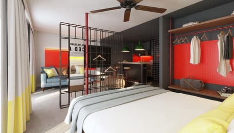 Ryans Lolas - Adults Only, Room