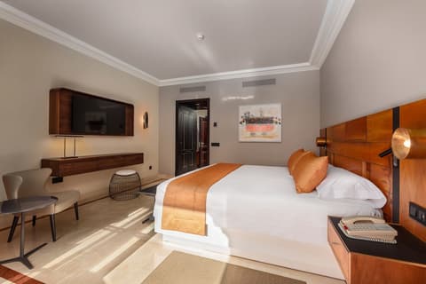 Unique Club at Lopesan Costa Meloneras Resort