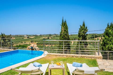 Stefania Villa Ena in Roumeli