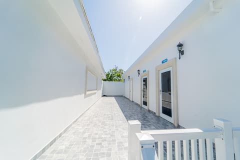 Le Bleu Bed and Breakfast